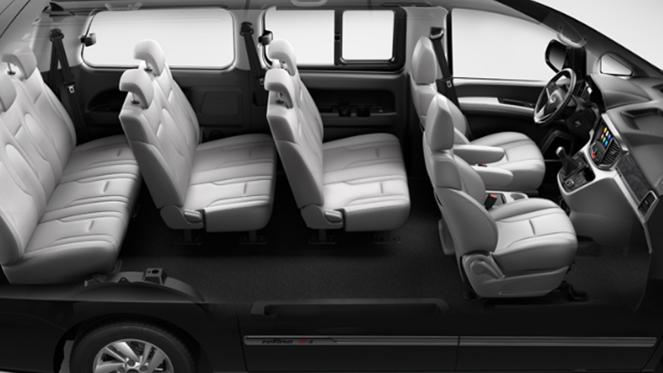Spacious 9 seater