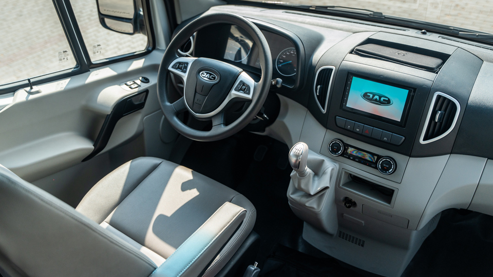 Radio USB and steering wheel